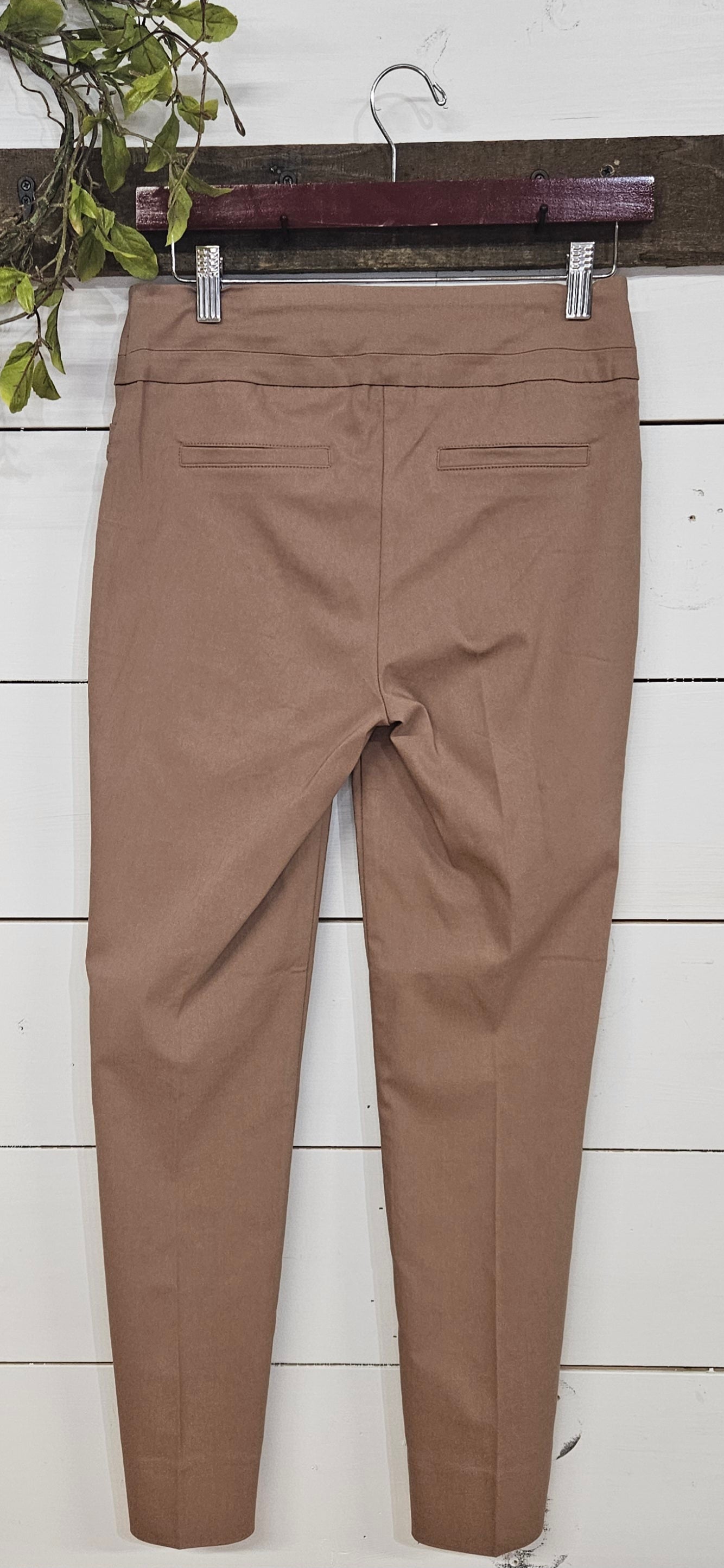 RENUAR WOVEN PANT WALNUT